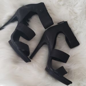 JESSICA SIMPSON JS-FRANSI HEELS